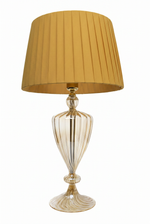 Carica l'immagine nel visualizzatore di Gallery, Cuore: Lampada da Tavolo
