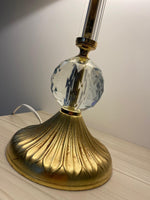 Carica l&#39;immagine nel visualizzatore di Gallery, N.119 Lampada cristallo e oro satinato
